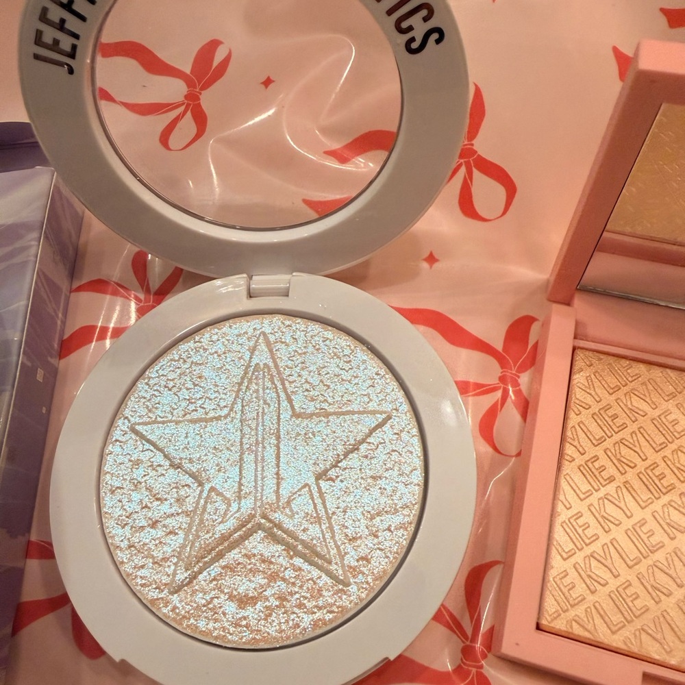 NWOB Highlighter Bundle of 3 - Picture 5 of 9
